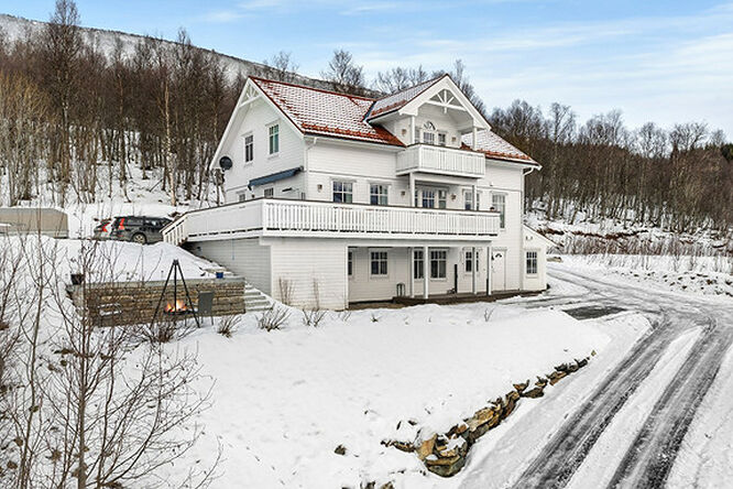 Lauksletta 60