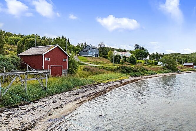 Ullstindvegen 657